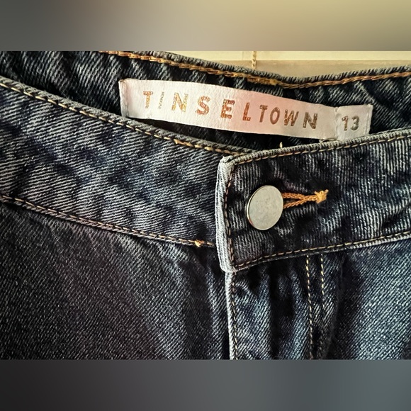 Brand New! Jeans - Picture 6 of 6